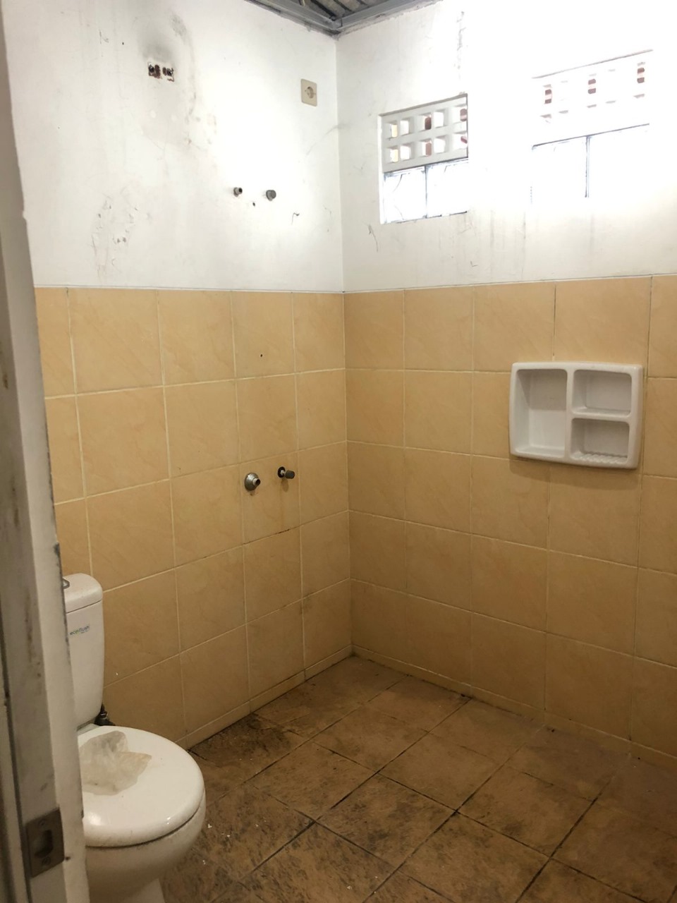 Rumah dijual di Picadily Lippo Cikarang